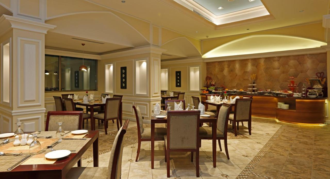 Ramada Riyadh Hotel Exteriér fotografie